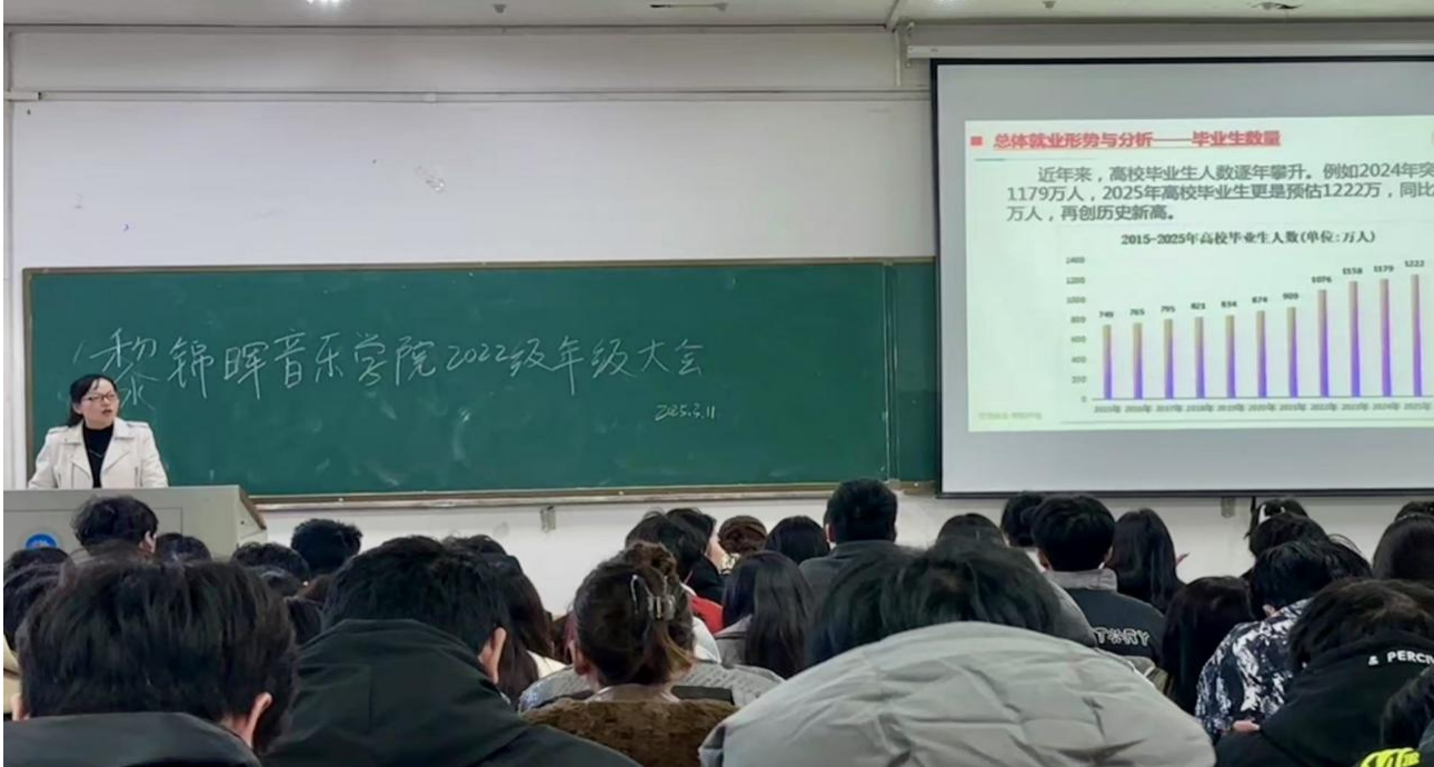 4b21d5058780400aa1c5847e043d9805.png